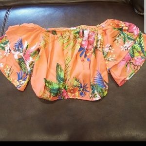 SOLD OUT She & Sky Ruffle Sleeve Crop Top